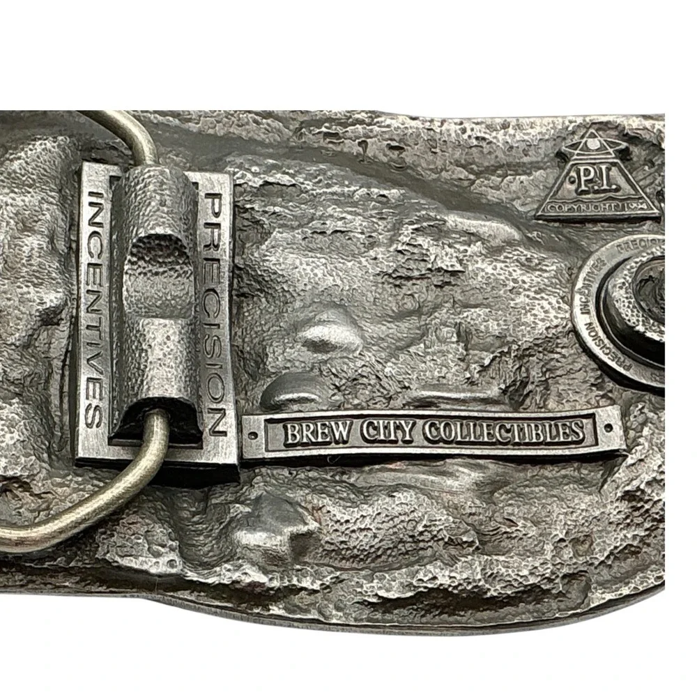 Vintage 1994 Brew City‎ Collectibles The Turkey Hunter Belt Buckle Silver Tone